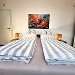 Cute House With Terrace And Garden 인스브루크