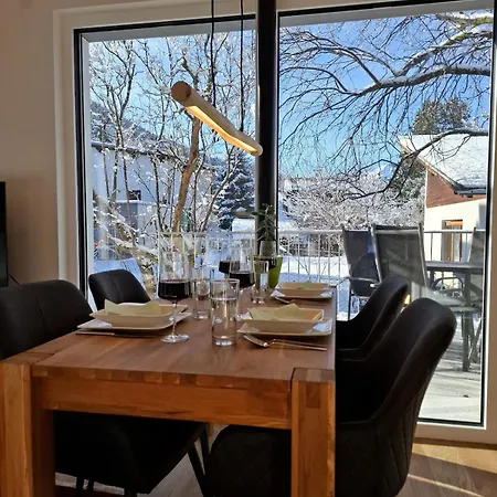 Cute House With Terrace And Garden إنسبروك