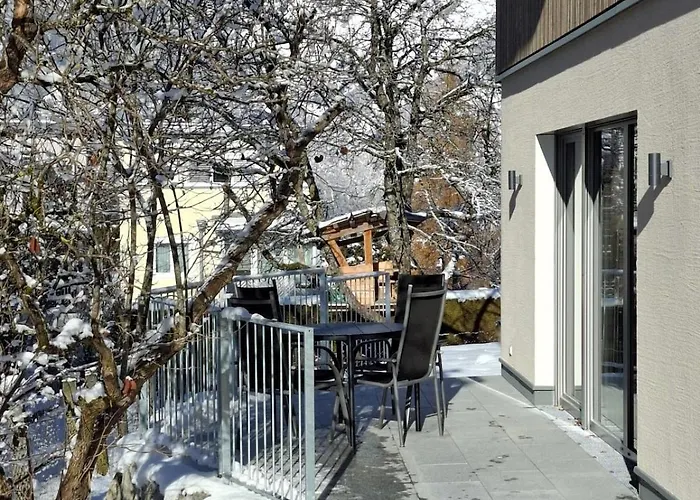 Cute House With Terrace And Garden بيت للعطل *